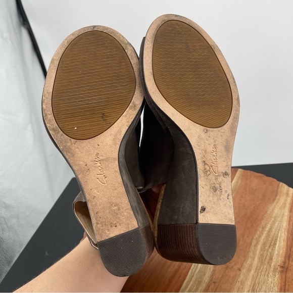 Clarks Cusion Suede Cork Wedges Slingback Sandals brown taupe 10 peep toe - Picture 7 of 7
